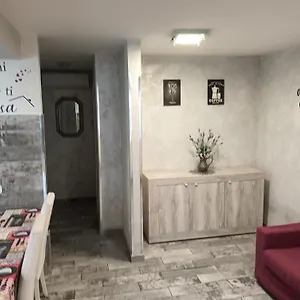 Maria Turistico Apartment
